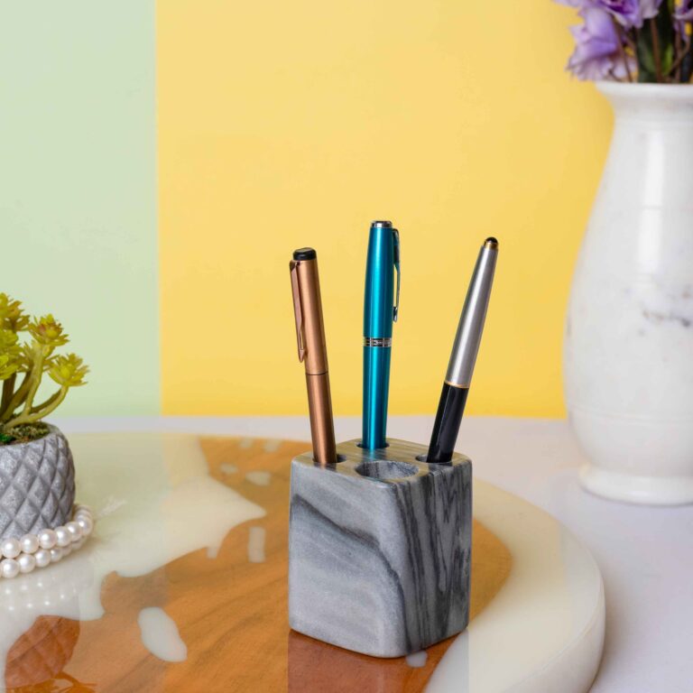 GREY-MARBLE-PEN-HOLDER