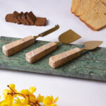 brown-marble-cutlery-set