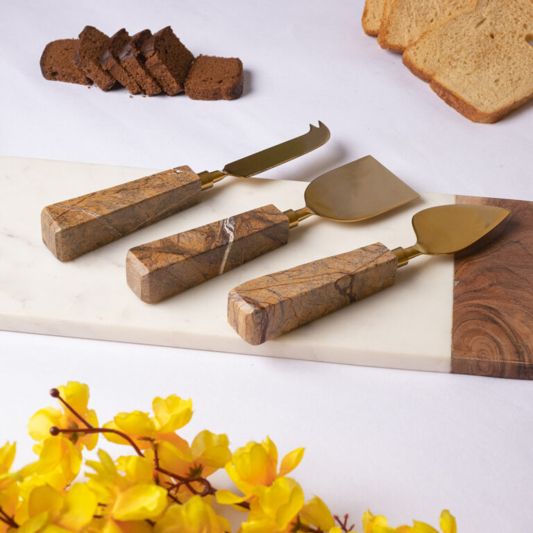 brown-marble-cutlery-set