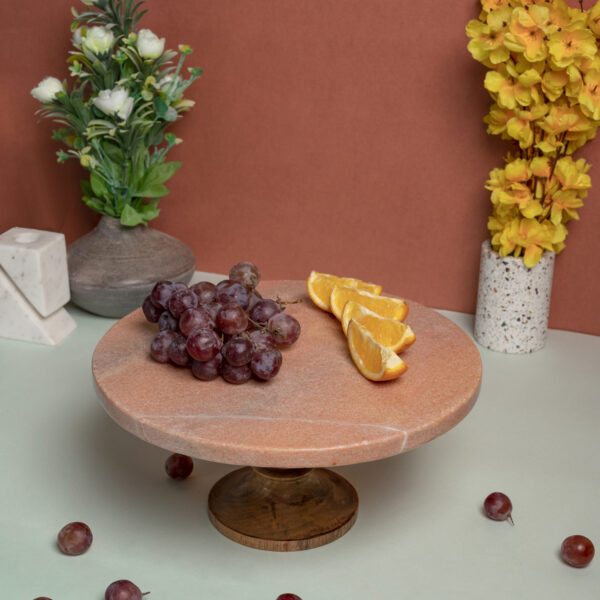 brown-marble-cake-stand
