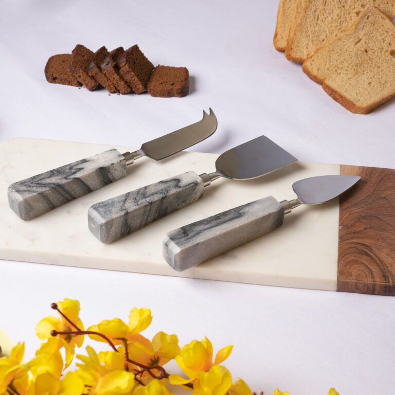 grey-marble-cutlery-set