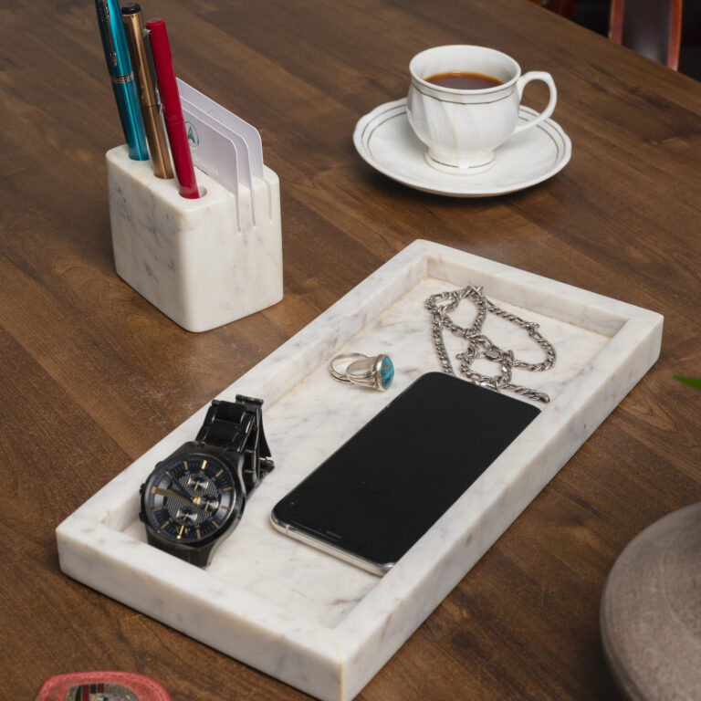 white-marble-tray