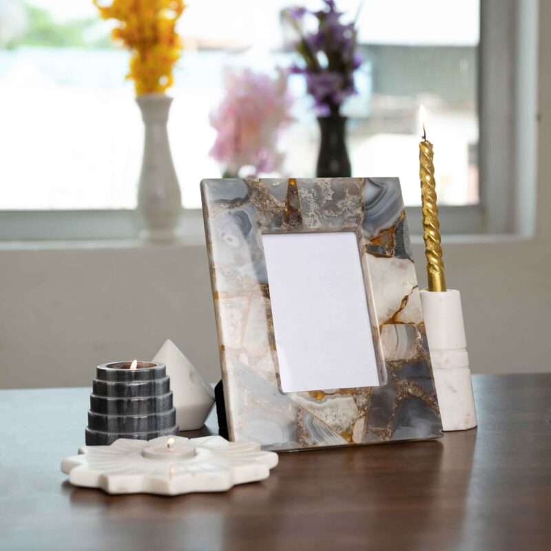 NATURAL AGATE PHOTO FRAME